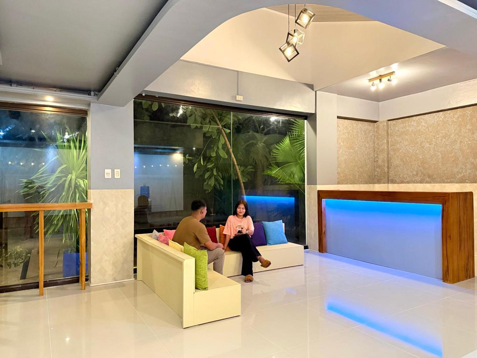 Goofy Ants Hostel Puerto Princesa Екстер'єр фото