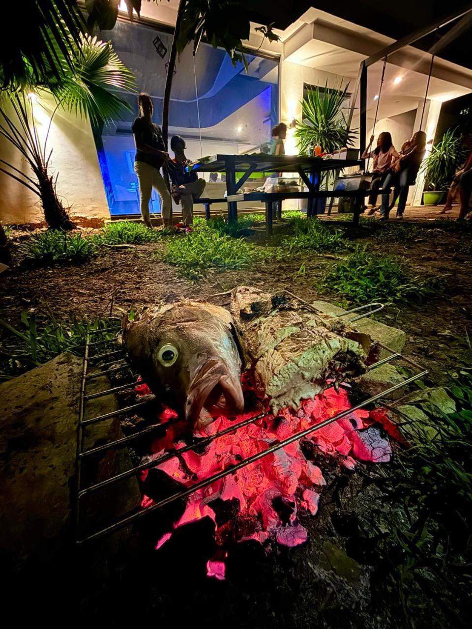 Goofy Ants Hostel Puerto Princesa Екстер'єр фото